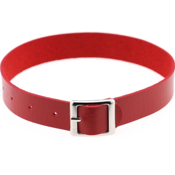 Red and Silver Buckle Collar Choker Necklace Punk Goth Emo BDSM Sub Women's - Picture 1 of 4